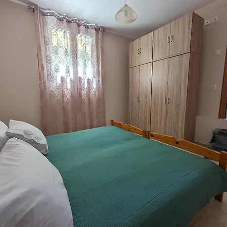 Apartman Achilleas In Kaména Vúrla
