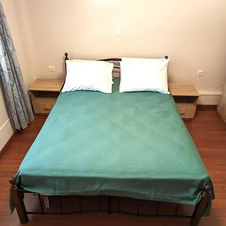Achilleas In Apartamento *